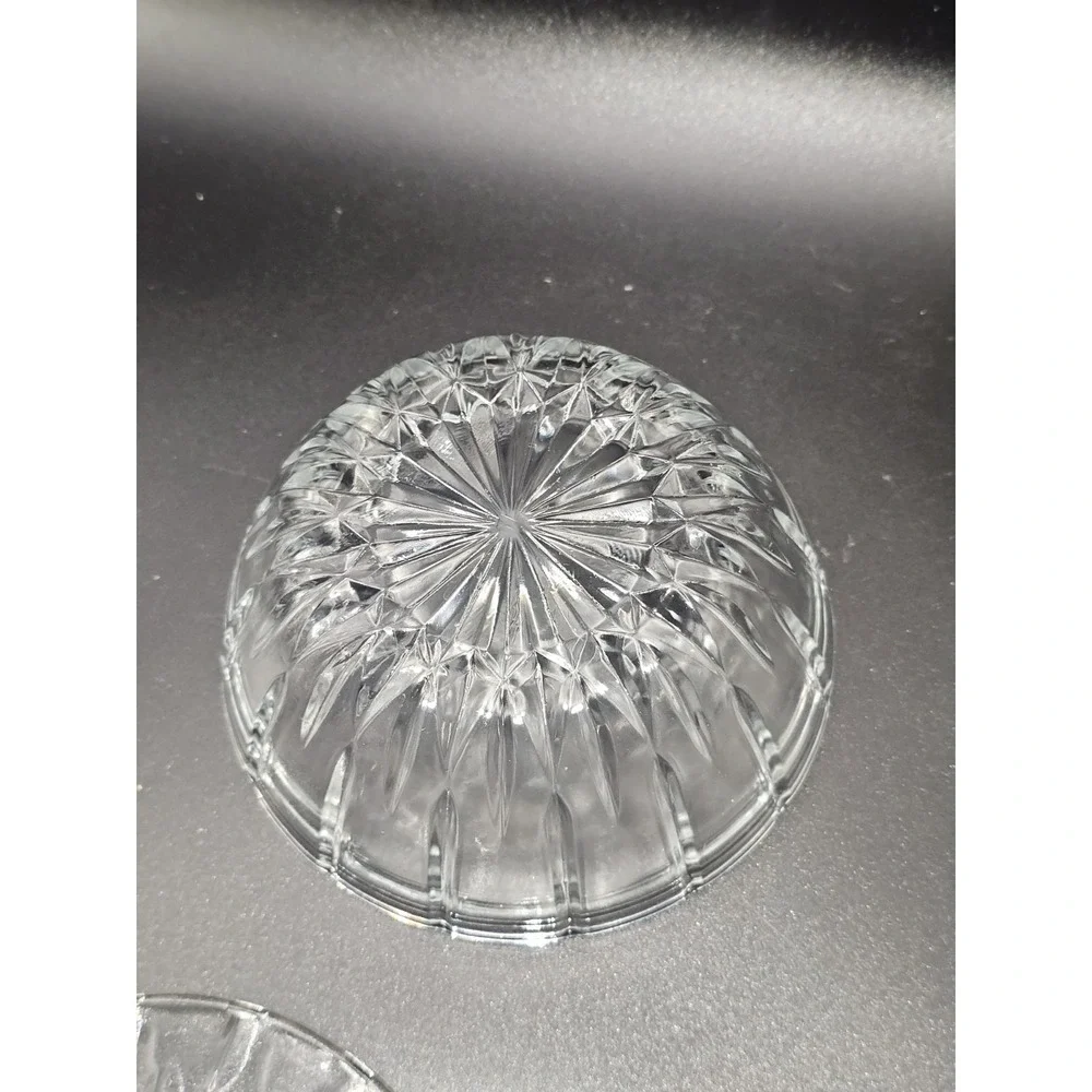 KIG Indonesia Crystal Glass Candy Dish Lid Bowl EUC Cocktail Party‎